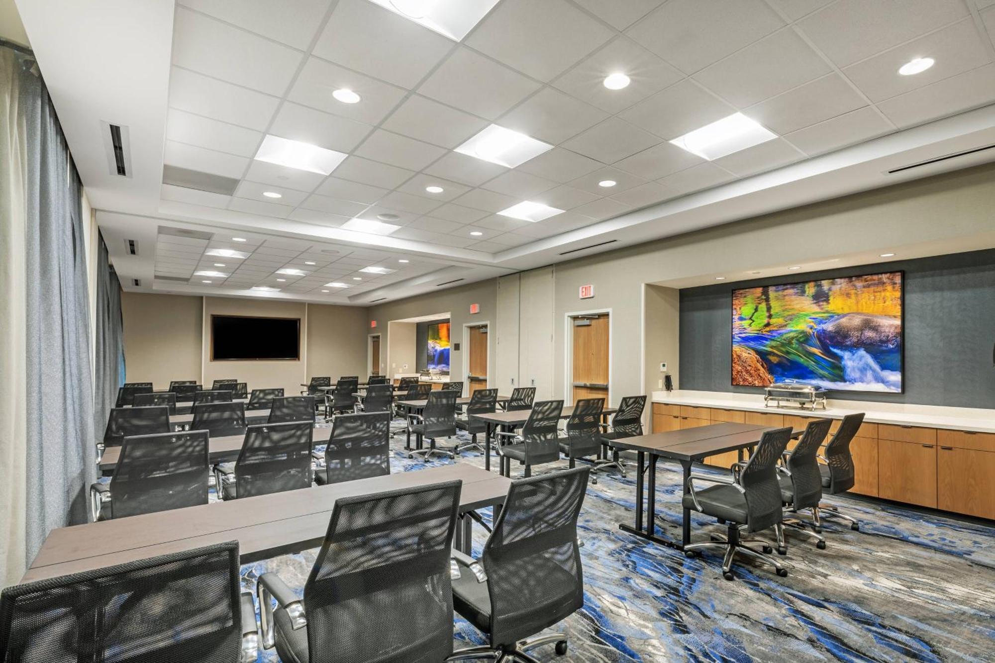 Fairfield Inn & Suites Houston Memorial City Area Exterior photo